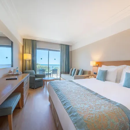 Resort Turquoise