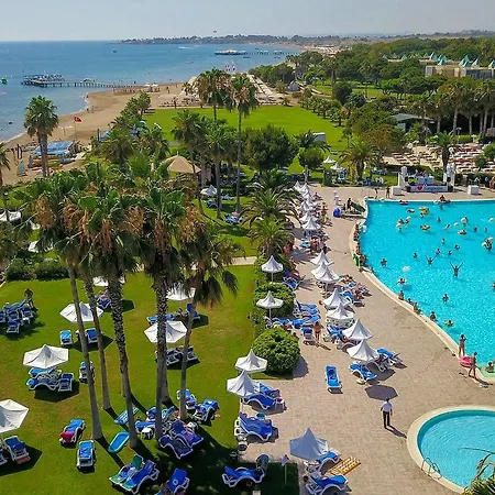 Resort Turquoise Side