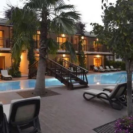Turquoise 5* Side